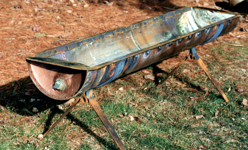 Heating tank planter
